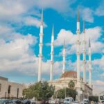 The Role of Local Mosques and Islamic Events as Halal Meeting Spaces