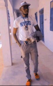 1751761028399 185x300