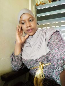 FB IMG 16427984046262 225x300